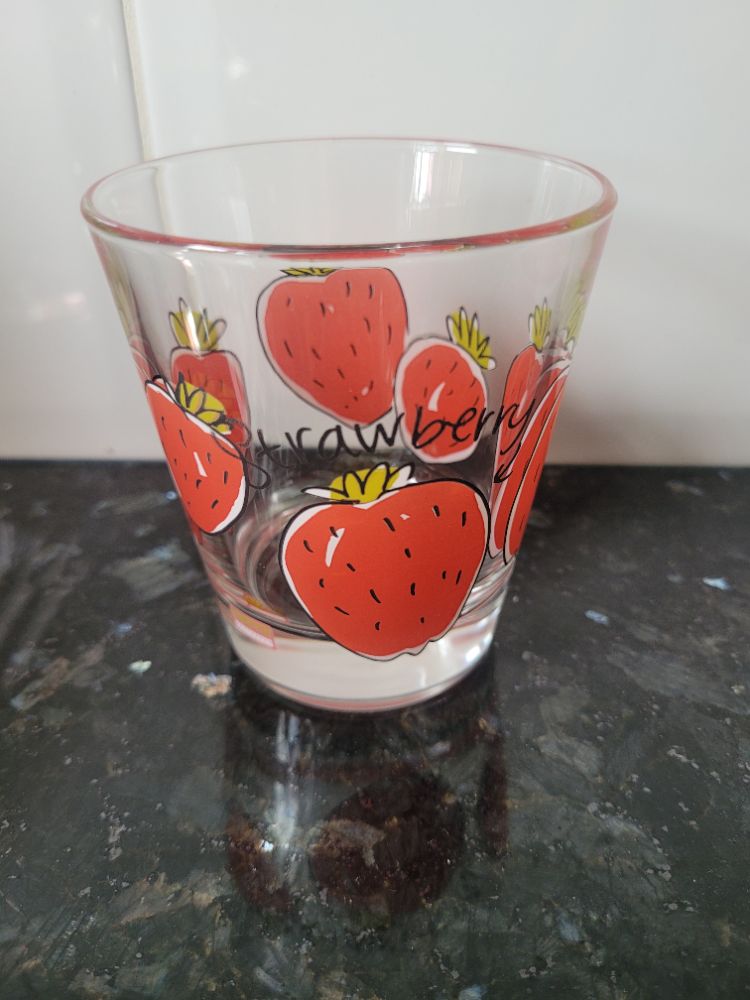 Glas strawberry